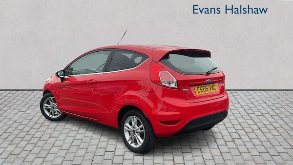 Used Ford Fiesta 2015 for sale - 76192037: Photo 2