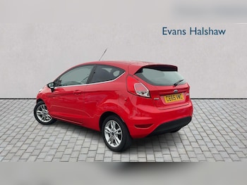 Used Ford Fiesta 2015 for sale - 76192037: Photo 2
