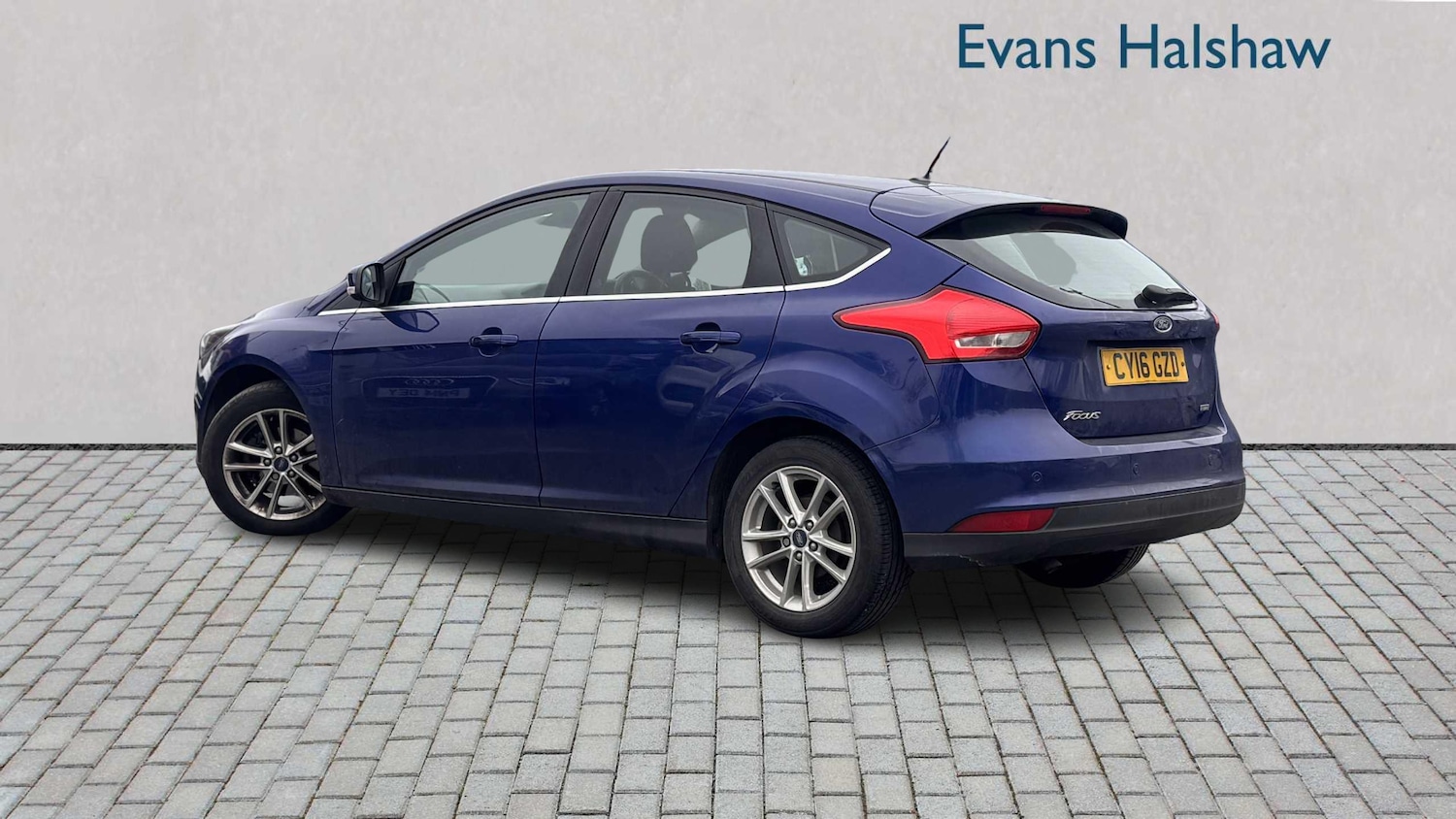Used Ford Focus 2016 for sale - 77414848: Photo 2
