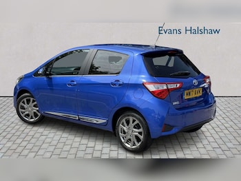 Used Toyota Yaris 2017 for sale - 79568025: Photo