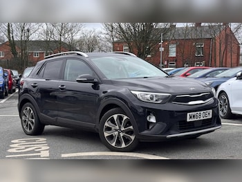 Used Kia Stonic 2018 for sale - 77565742: Photo