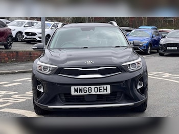 Used Kia Stonic 2018 for sale - 77565742: Photo