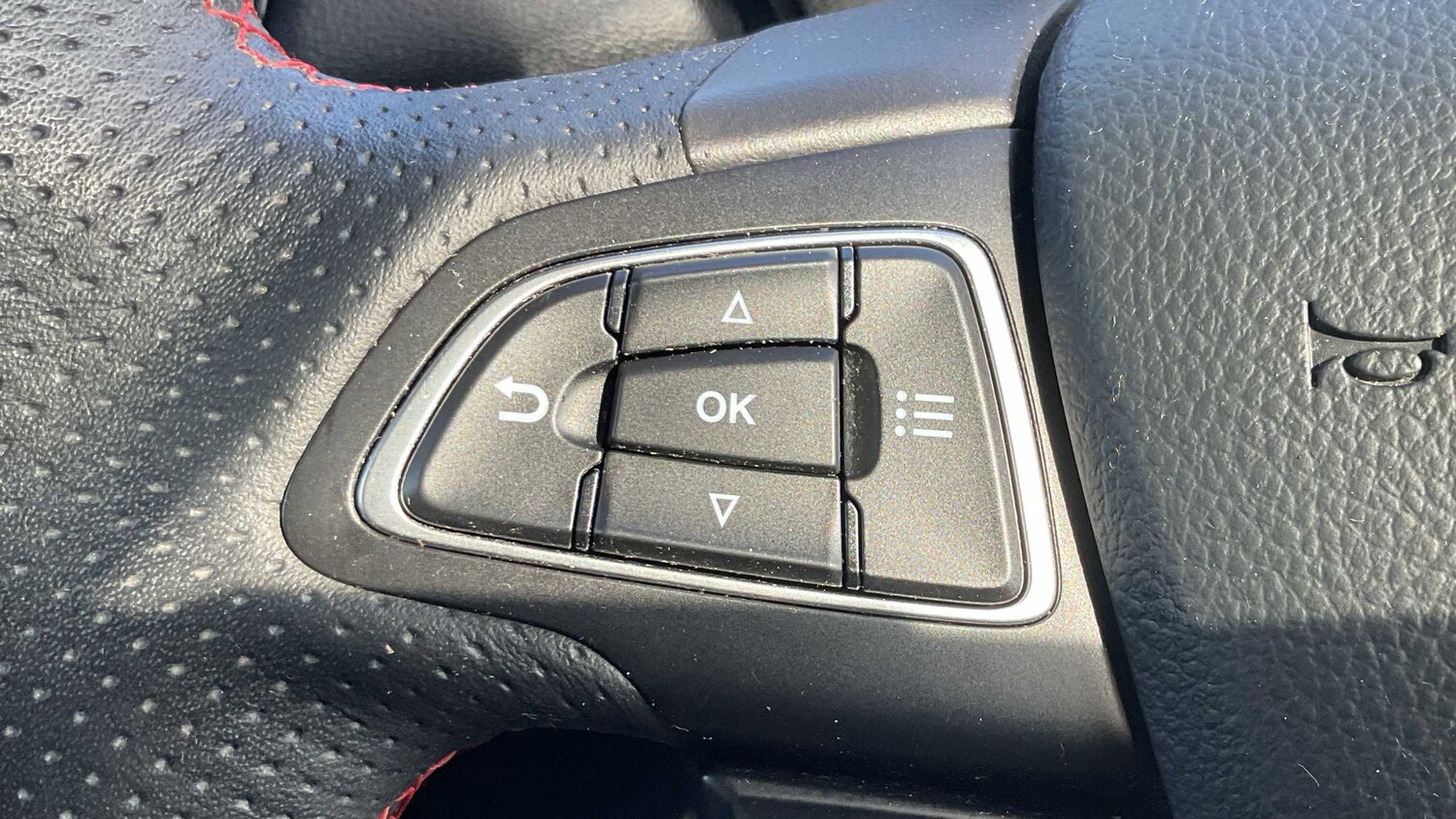 Used Ford Ecosport 2019 for sale - 75812932: Photo 24