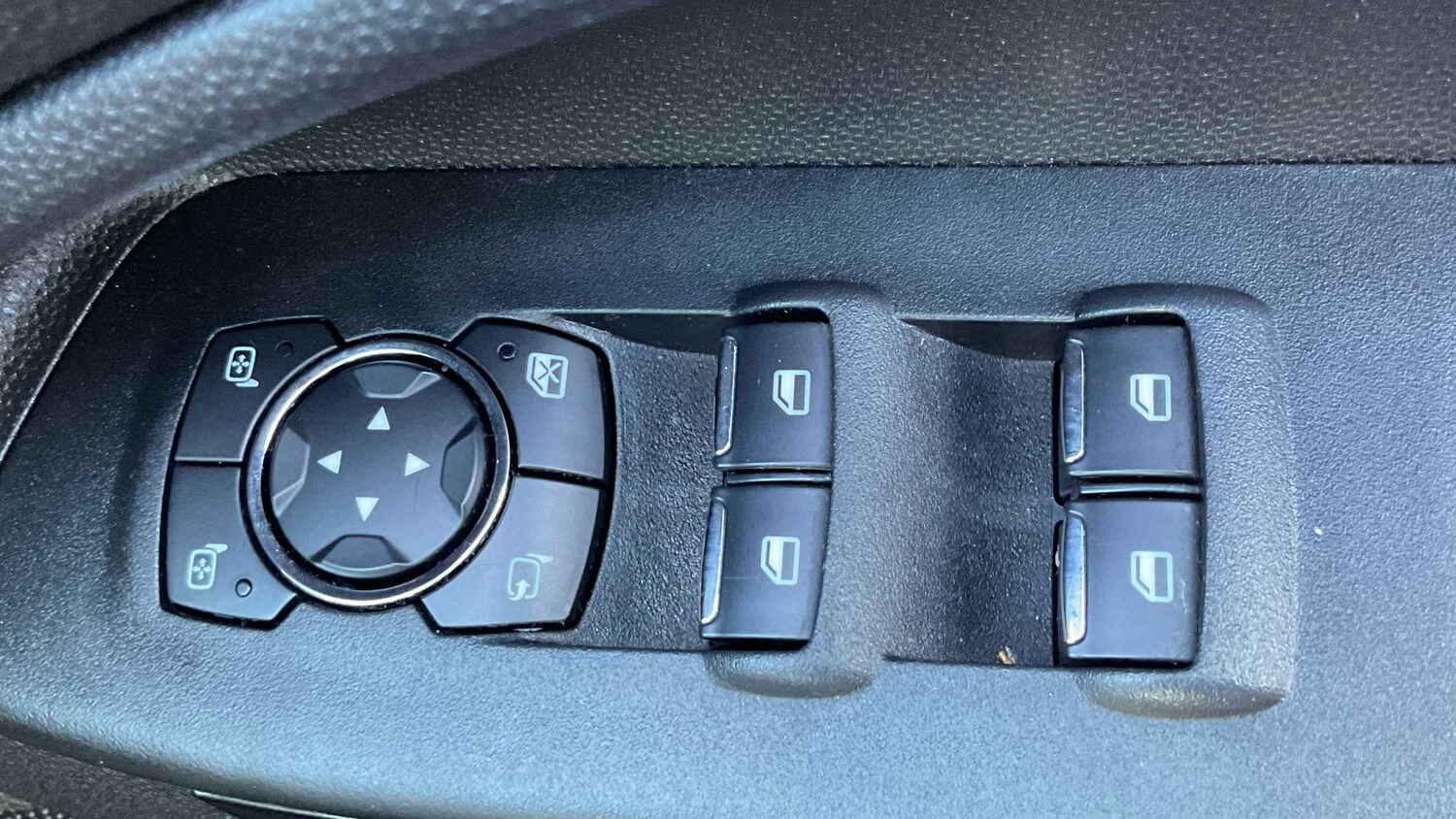 Used Ford Ecosport 2019 for sale - 75812932: Photo 30
