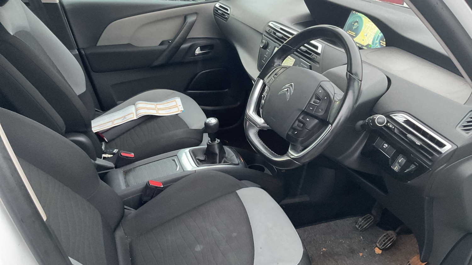 Used Citroen C4 Picasso 2016 for sale - 76978861: Photo 4