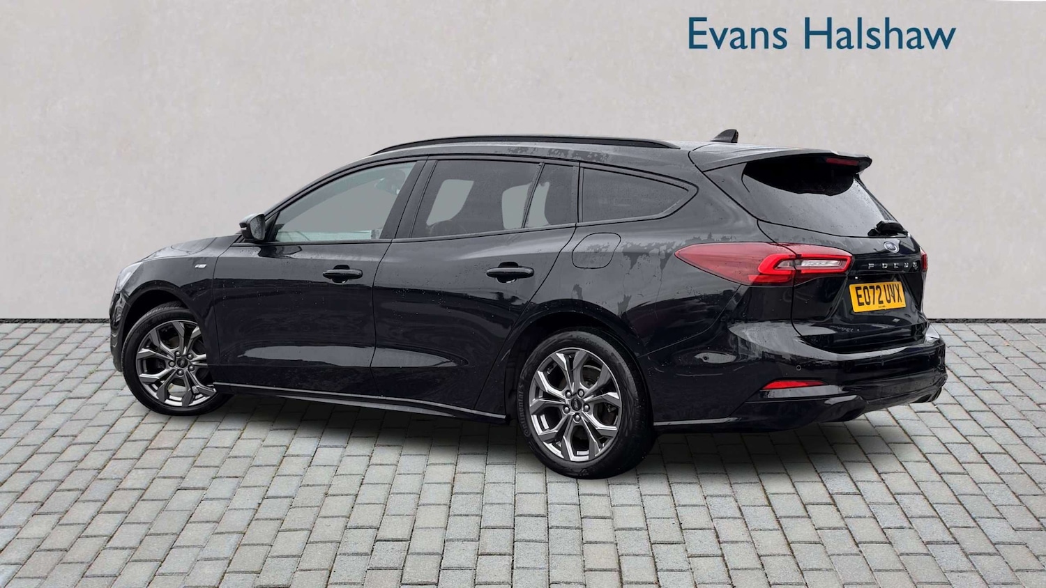 Used Ford Focus 2022 for sale - 77913972: Photo 2