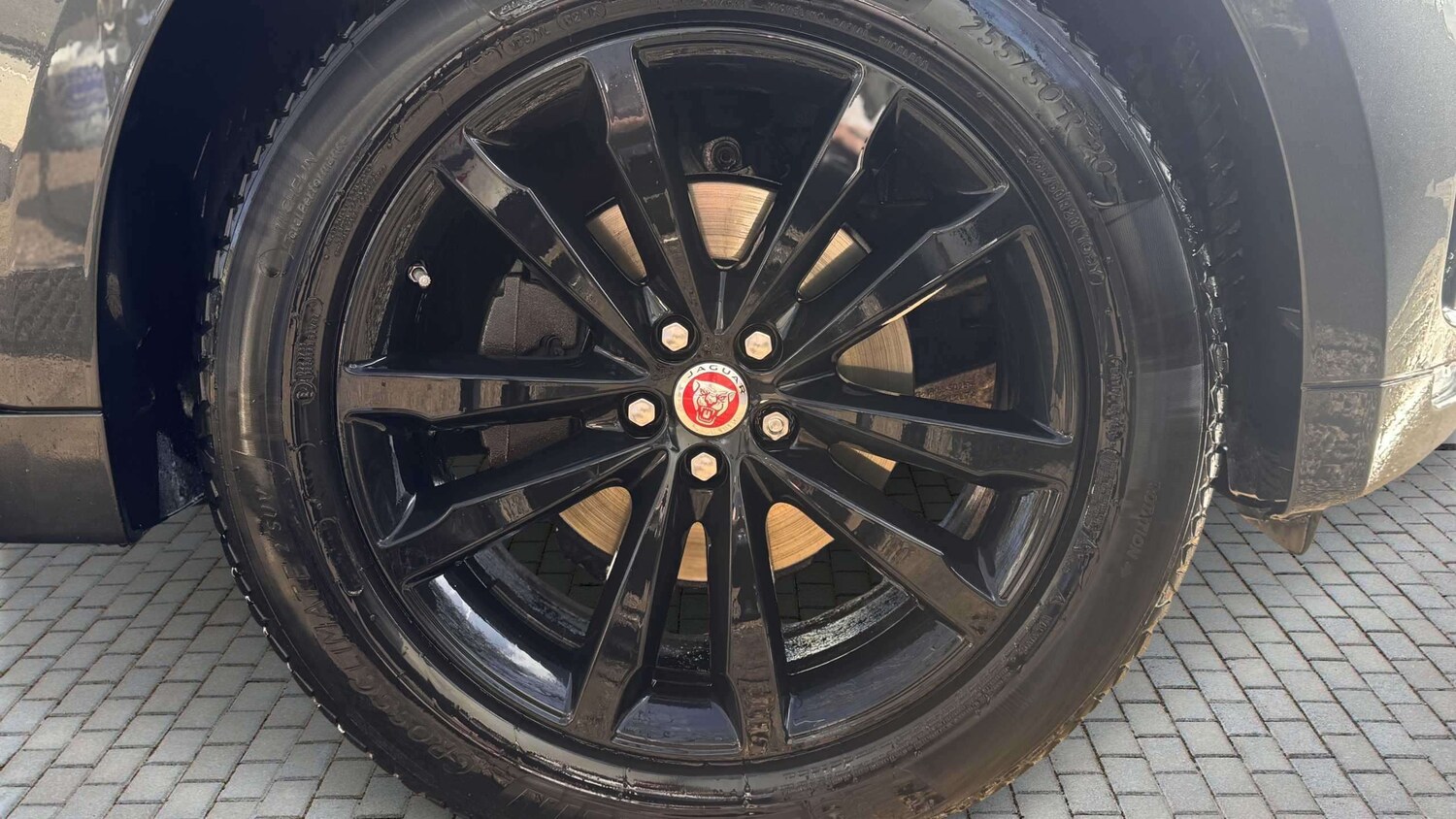 Used Jaguar F-Pace 2019 for sale - 77943216: Photo 6