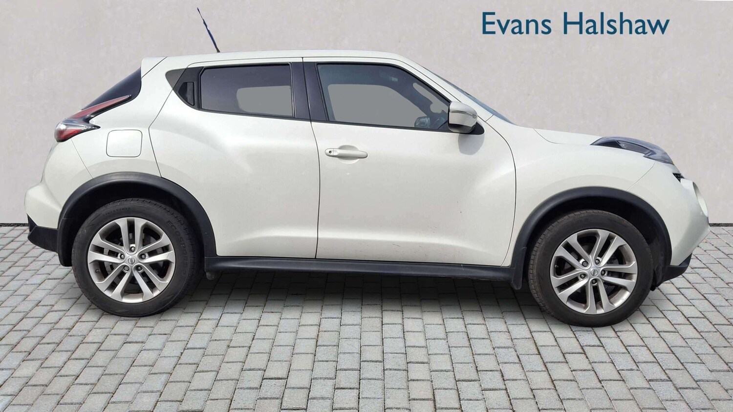 Used Nissan Juke 2016 for sale - 77996060: Photo 5