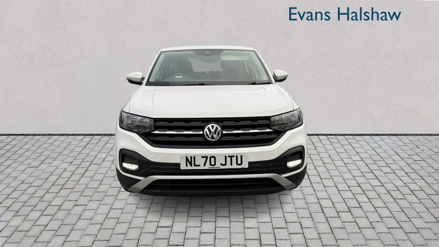 Used Volkswagen T-Cross 2020 for sale - 77373736: Photo 2