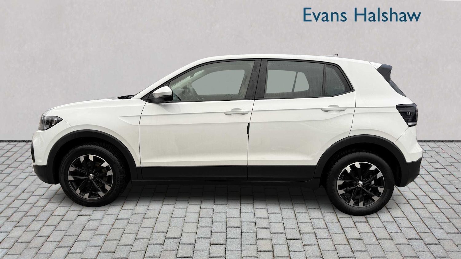 Used Volkswagen T-Cross 2020 for sale - 77373736: Photo 3