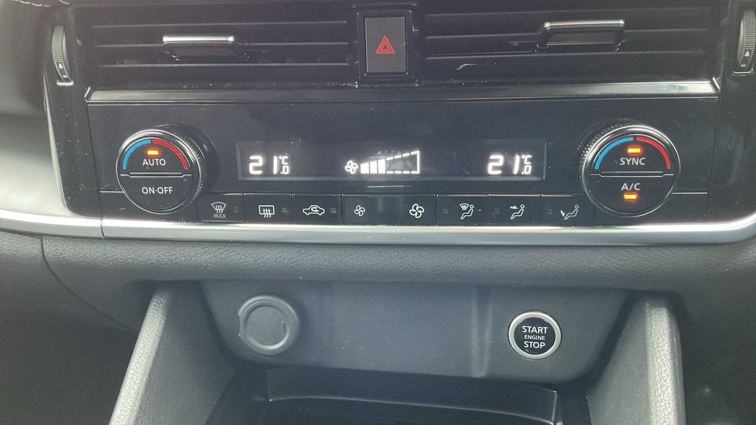 Used Nissan Qashqai 2022 for sale - 76373765: Photo 17