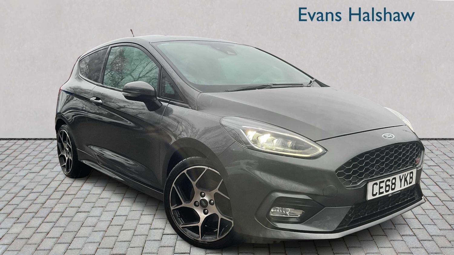 Used Ford Fiesta 2018 for sale - 76978805: Photo 1