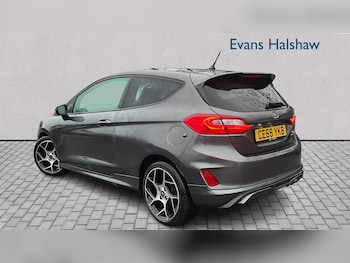 Used Ford Fiesta 2018 for sale - 76978805: Photo