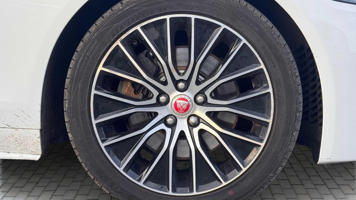 Used Jaguar XE 2019 for sale - 77281926: Photo 6