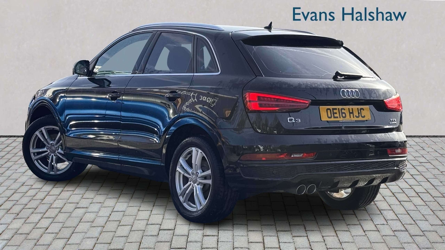 Used Audi Q3 for sale - 78173719: Photo 2