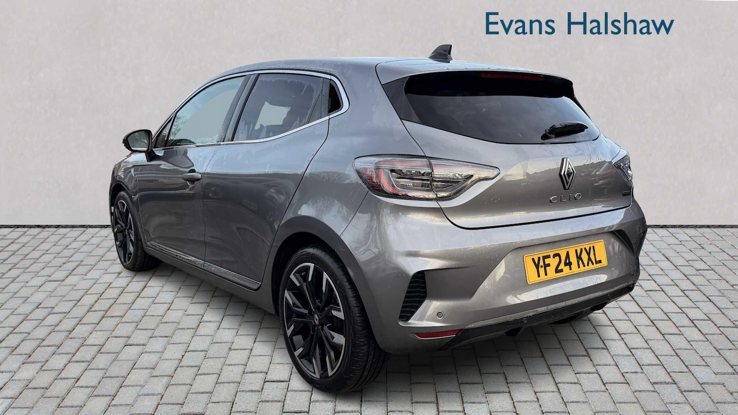 Used Renault Clio 2024 for sale - 77281835: Photo 4