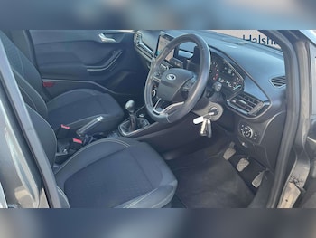 Used Ford Fiesta 2019 for sale - 78077208: Photo