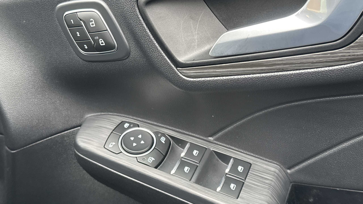 Used Ford Kuga 2024 for sale - 76286446: Photo 13