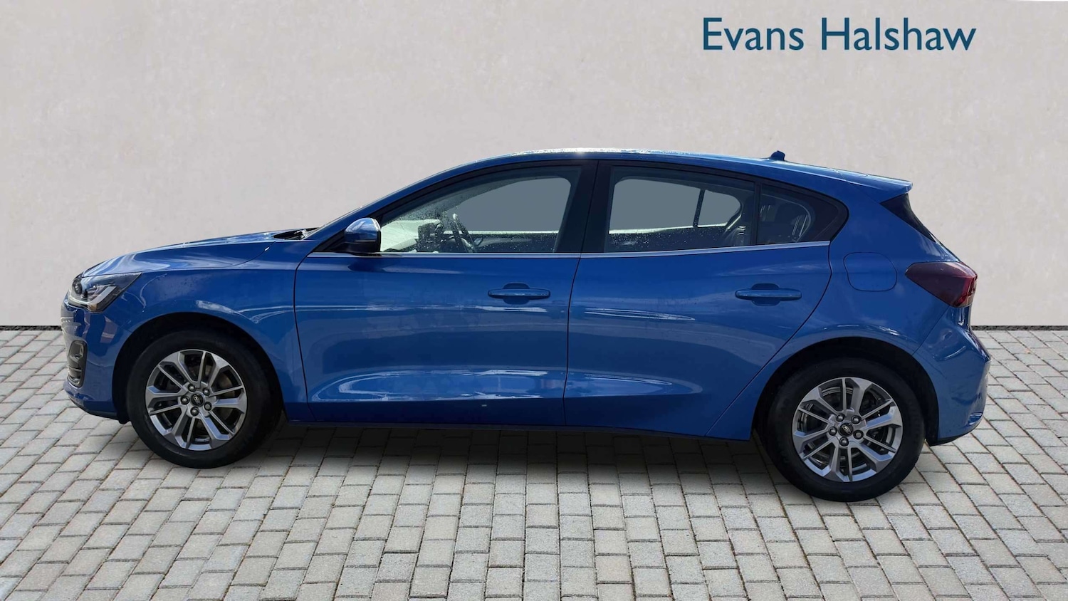 Used Ford Focus 2023 for sale - 78118742: Photo 3