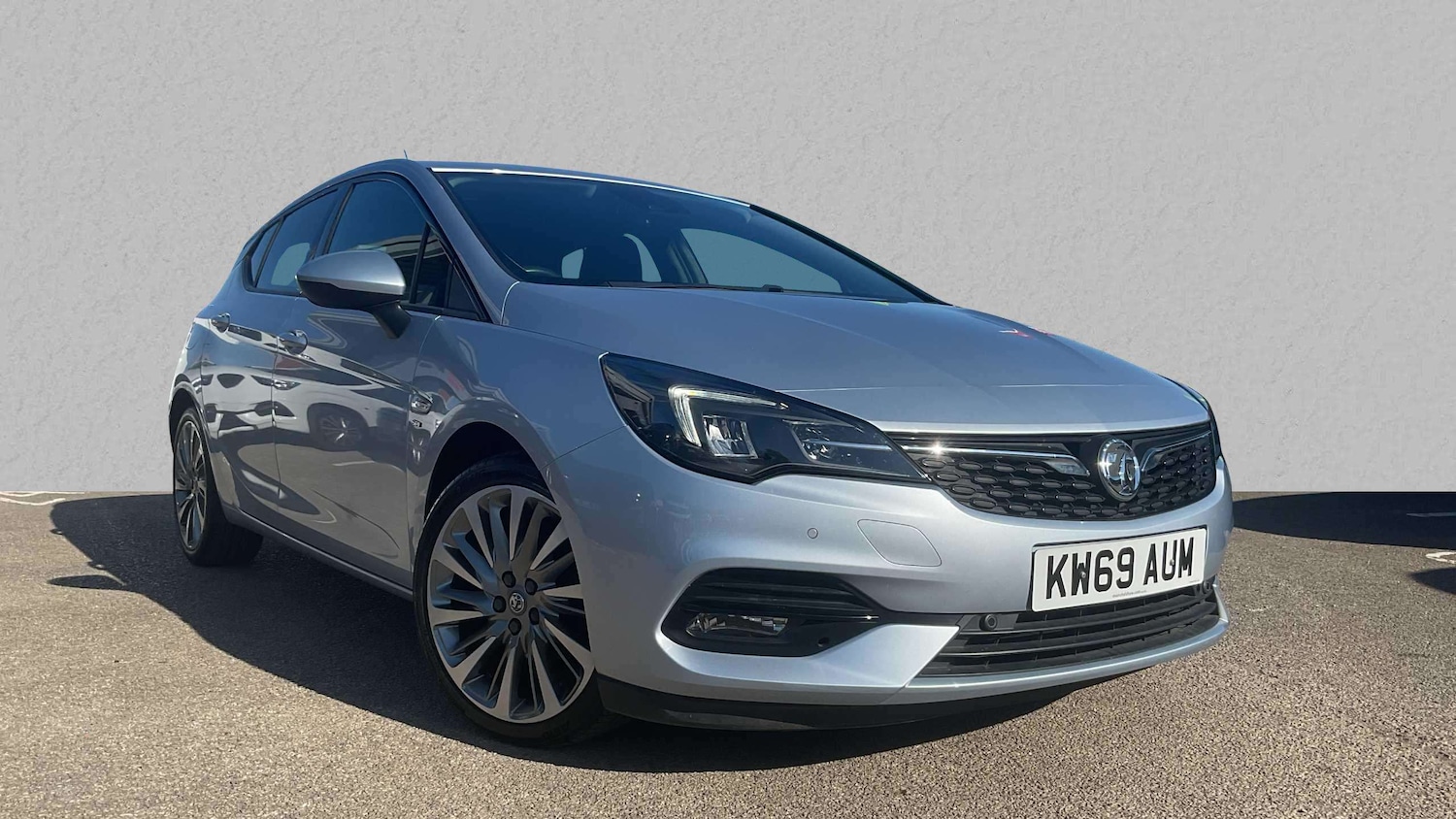 Used Vauxhall Astra 2020 for sale - 76125826: Photo 1