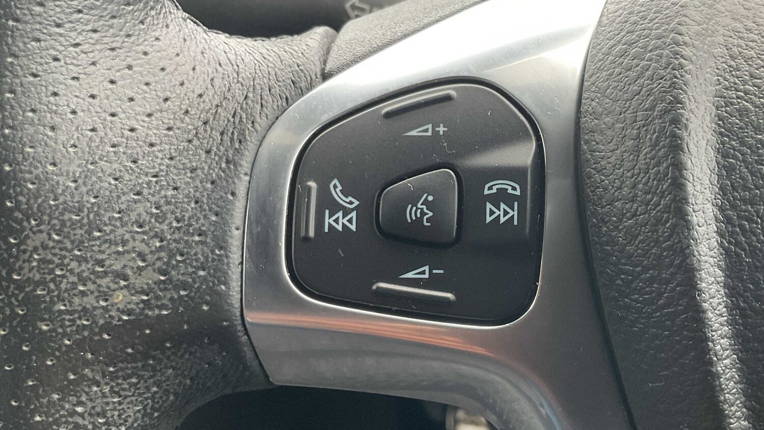 Used Ford Fiesta 2017 for sale - 75813391: Photo 27