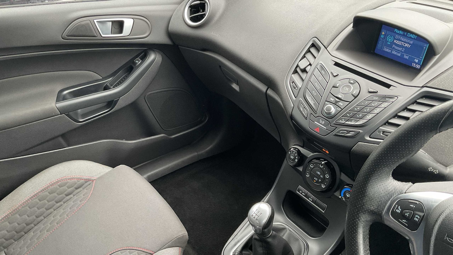 Used Ford Fiesta 2017 for sale - 75813391: Photo 32