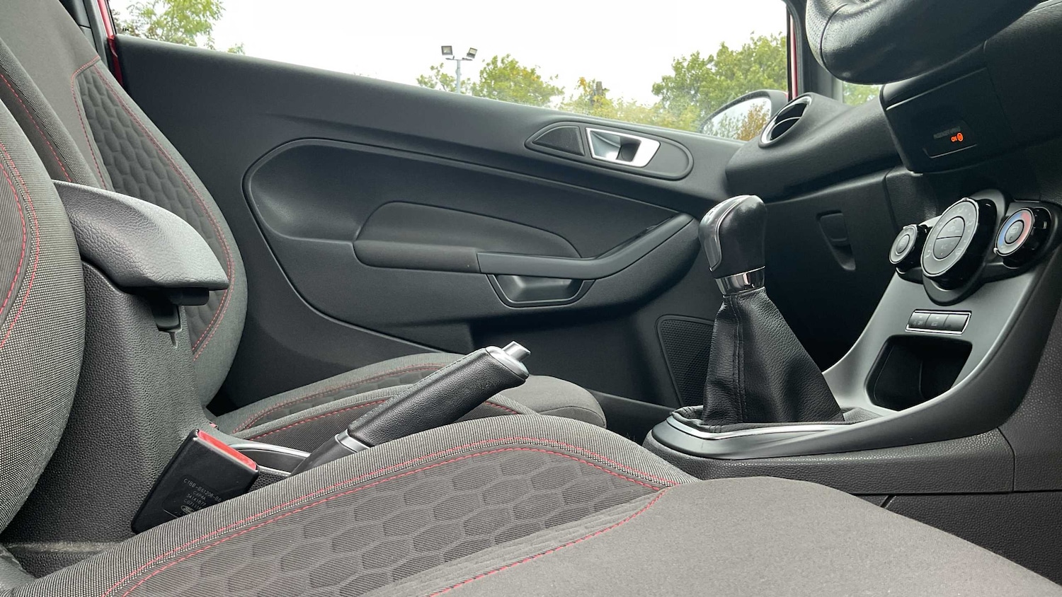 Used Ford Fiesta 2017 for sale - 75813391: Photo 33