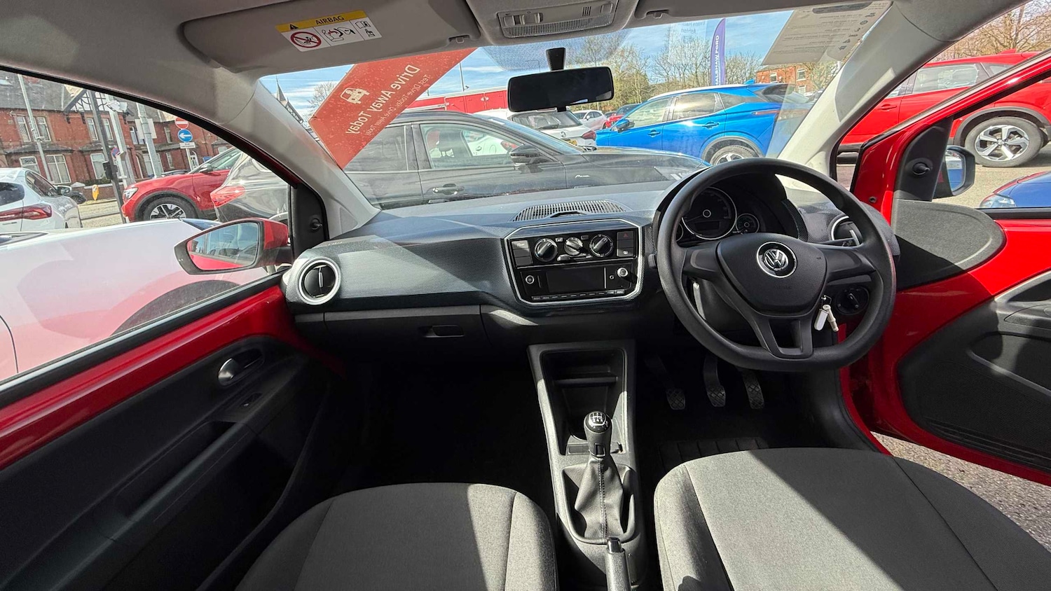 Used Volkswagen up! 2017 for sale - 77112306: Photo 14