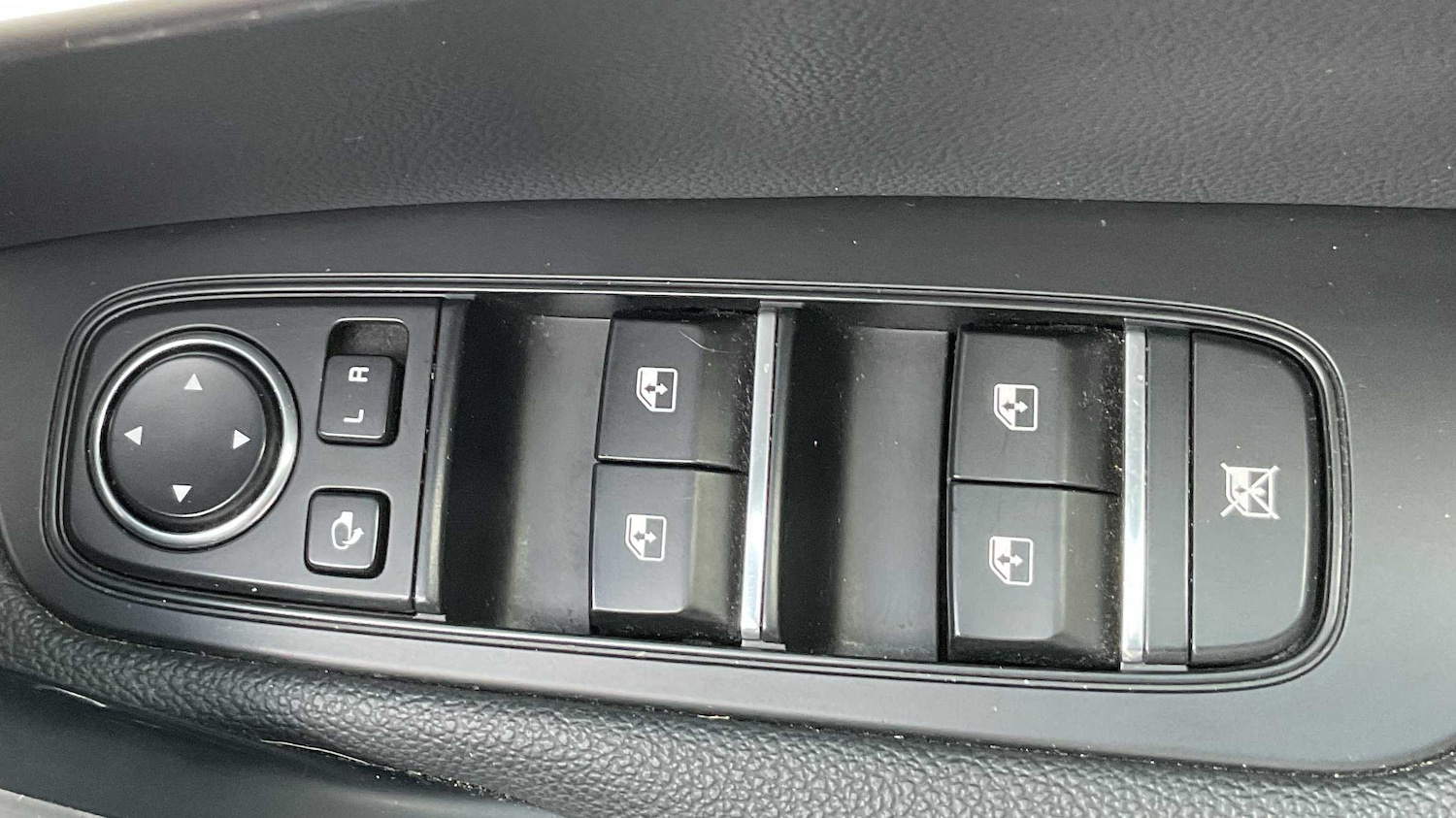 Used Kia XCeed 2023 for sale - 76191877: Photo 31