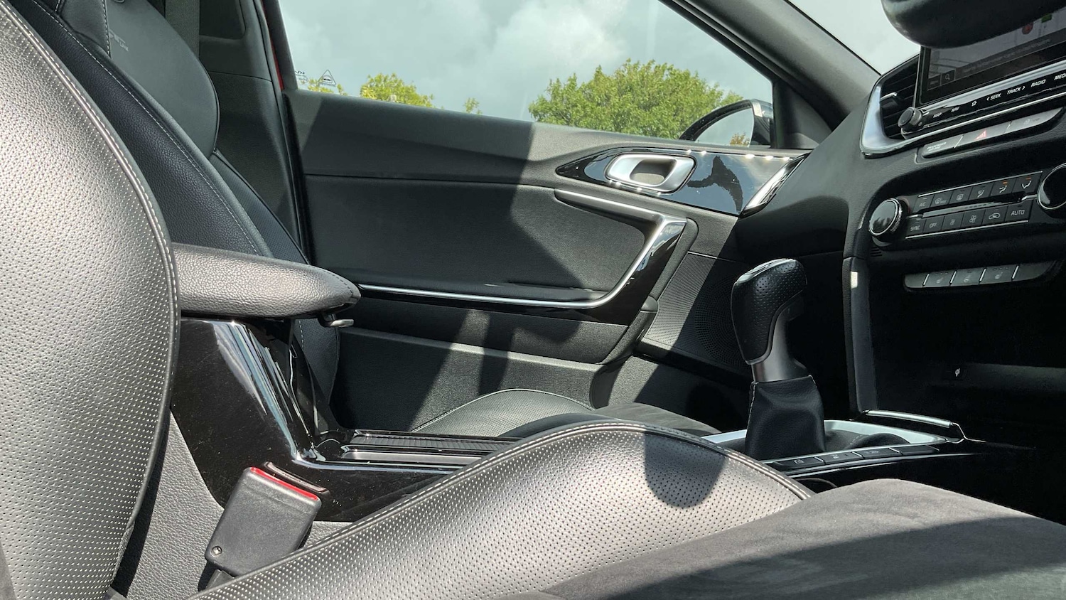 Used Kia XCeed 2023 for sale - 76191877: Photo 35