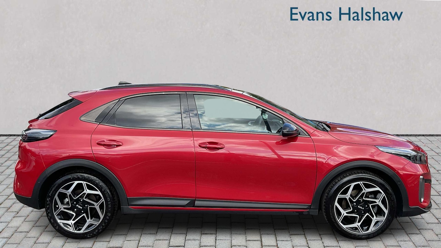 Used Kia XCeed 2023 for sale - 76191877: Photo 4