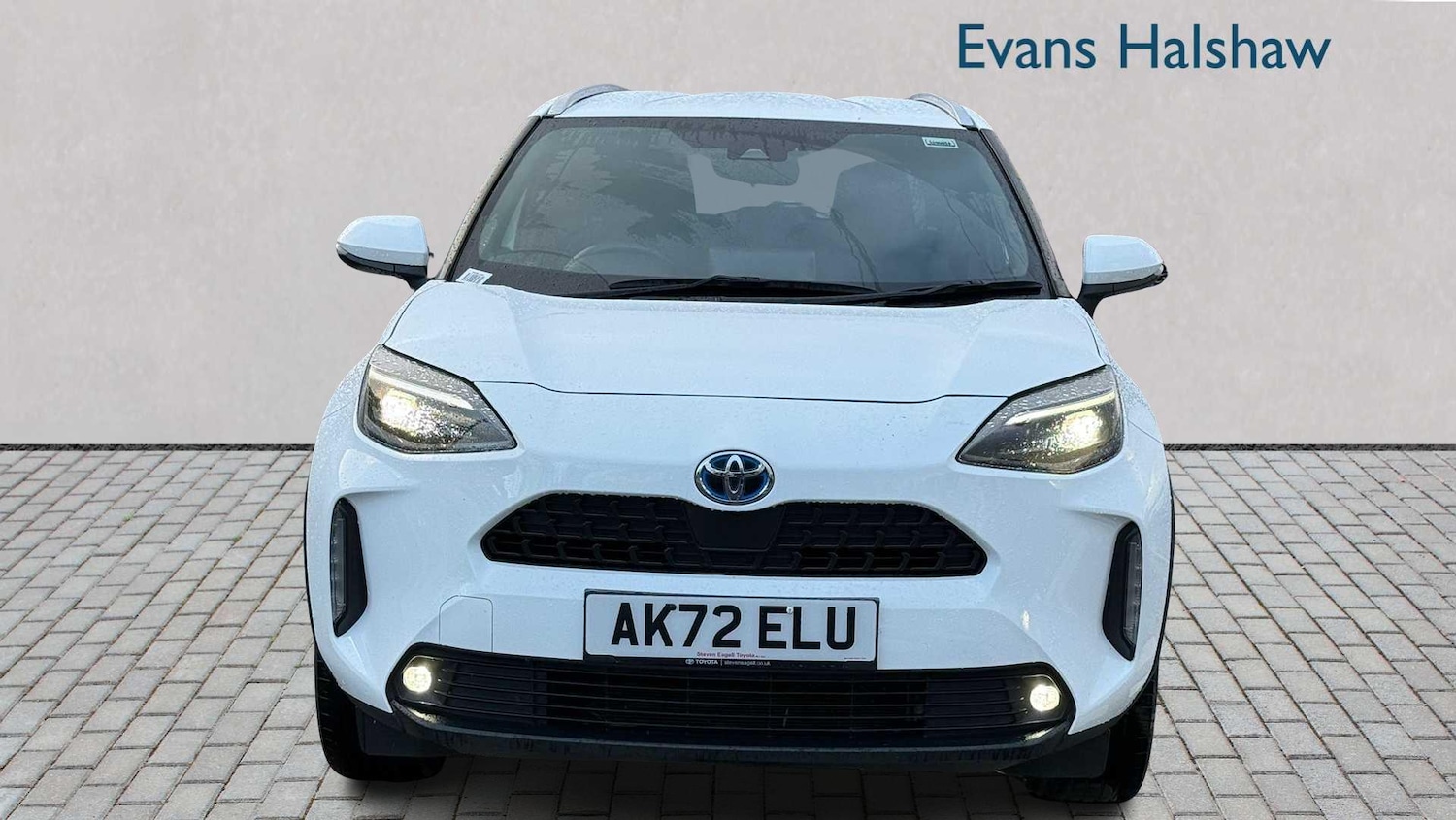 Used Toyota Yaris Cross 2022 for sale - 76916217: Photo 4