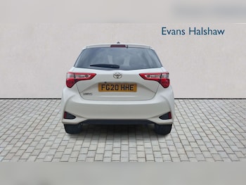 Used Toyota Yaris 2020 for sale - 79306714: Photo