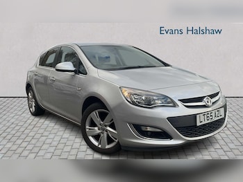 Used Vauxhall Astra 2015 for sale - 76576015: Photo