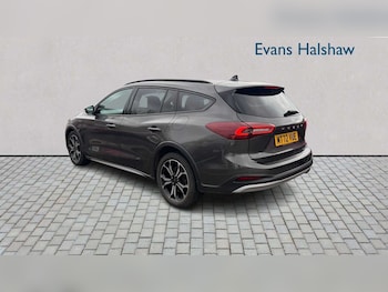 Used Ford Focus 2022 for sale - 77928576: Photo