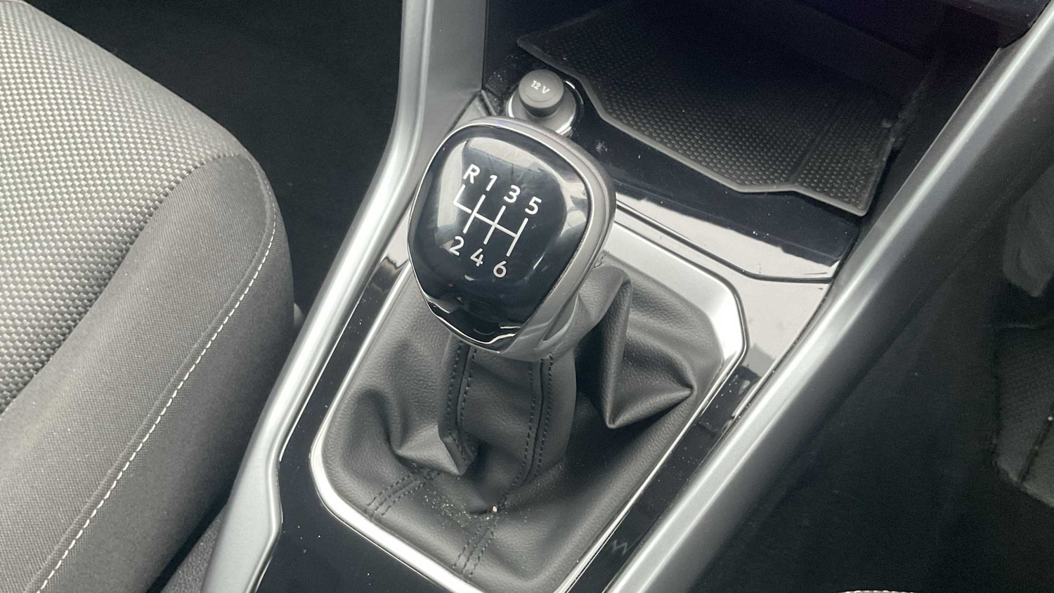 Used Volkswagen T-Roc 2023 for sale - 77443489: Photo 17