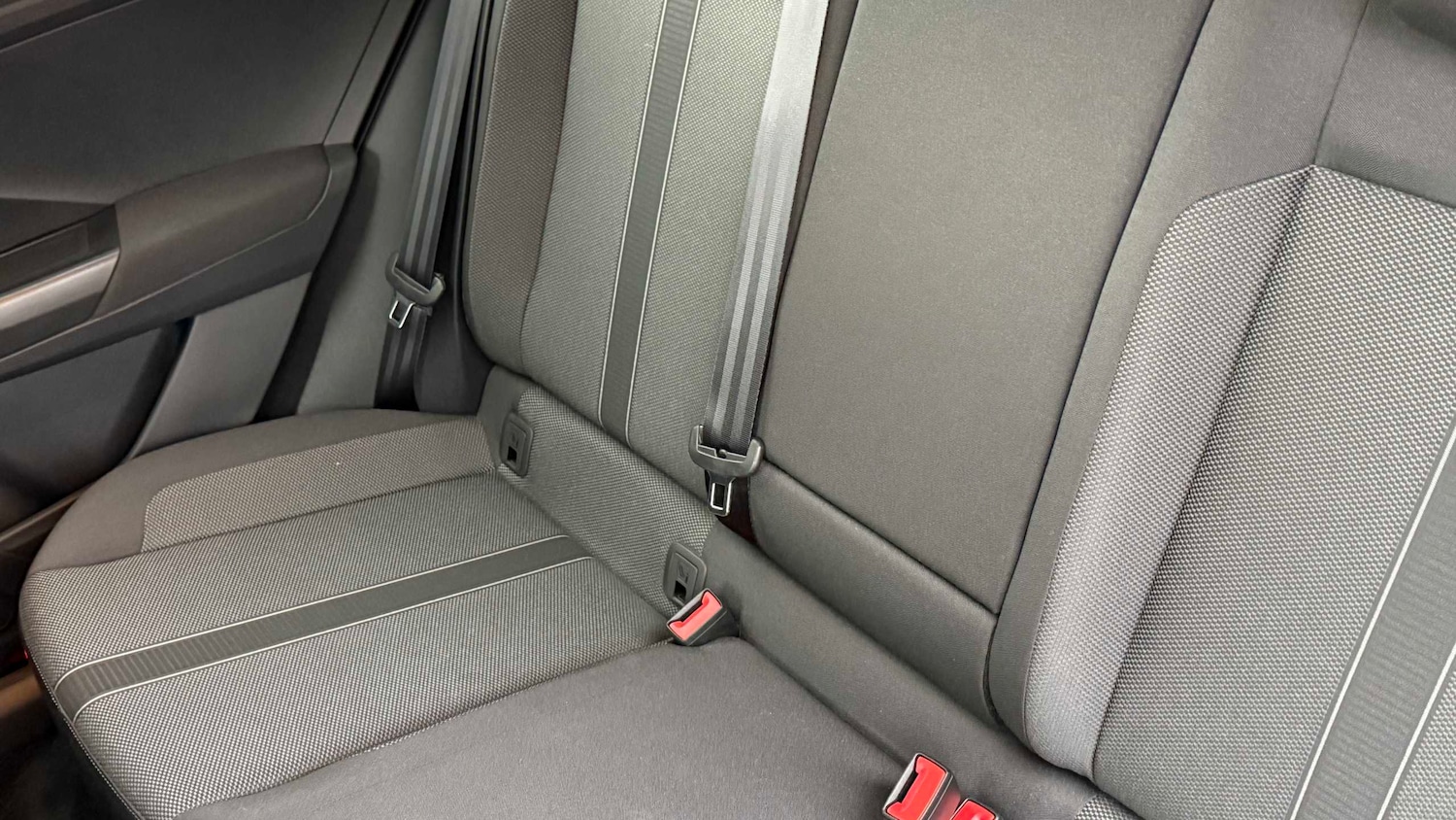 Used Volkswagen T-Roc 2023 for sale - 77443489: Photo 26