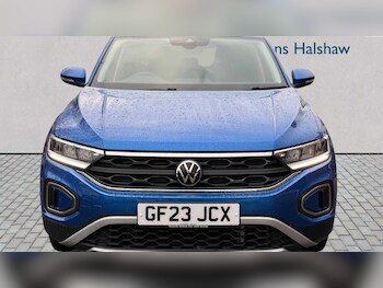 Used Volkswagen T-Roc 2023 for sale - 77443489: Photo