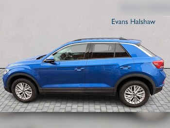Used Volkswagen T-Roc 2023 for sale - 77443489: Photo