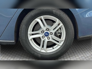 Used Ford Focus 2021 for sale - 76576033: Photo