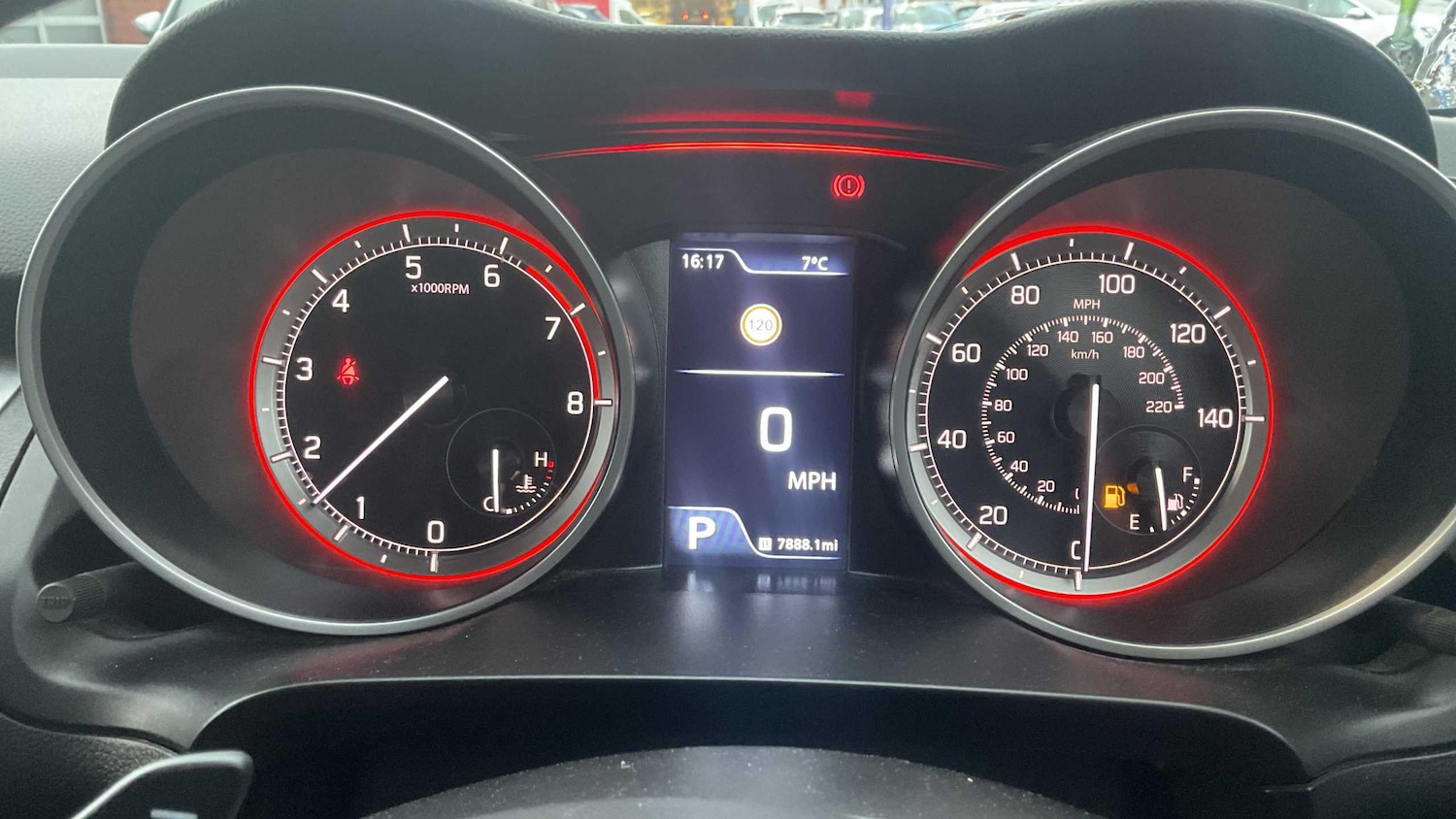 Used Suzuki Swift 2023 for sale - 76501775: Photo 14