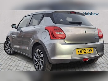 Used Suzuki Swift 2023 for sale - 76501775: Photo