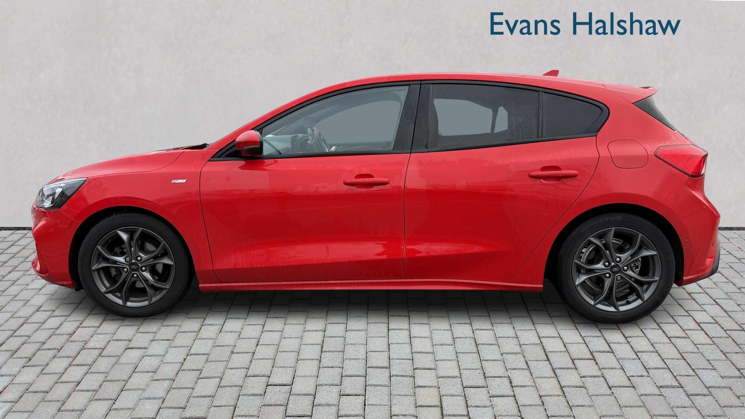 Used Ford Focus 2018 for sale - 77577344: Photo 3
