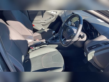 Used Ford Focus 2018 for sale - 76034715: Photo