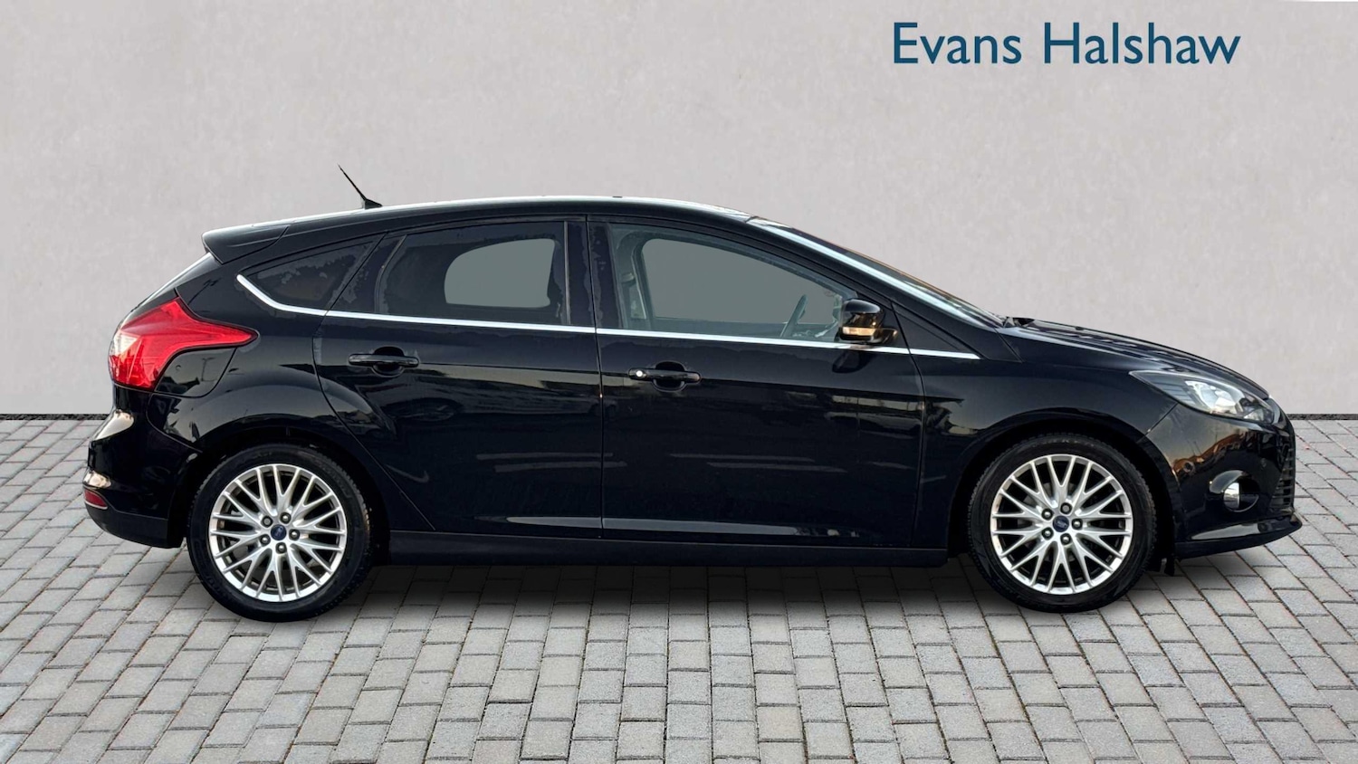 Used Ford Focus 2013 for sale - 76610496: Photo 4