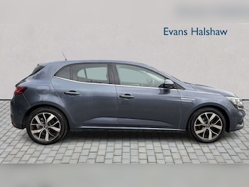 Used Renault Megane 2017 for sale - 79250969: Photo
