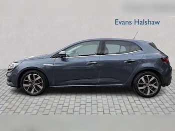 Used Renault Megane 2017 for sale - 79250969: Photo