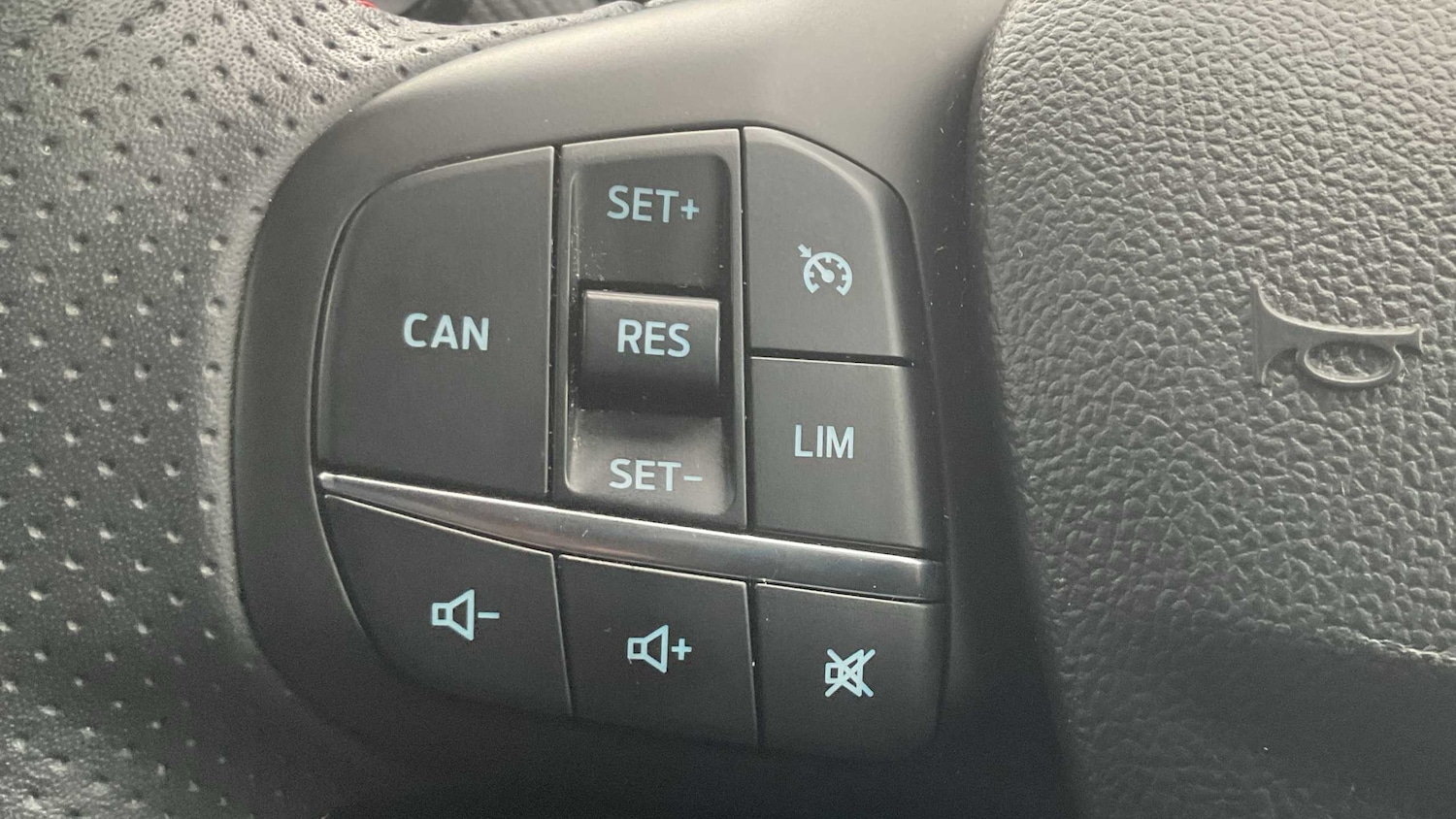 Used Ford Puma 2023 for sale - 76087928: Photo 23