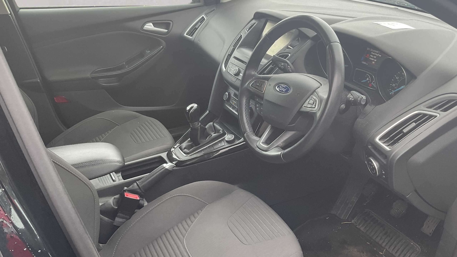Used Ford Focus 2015 for sale - 77856686: Photo 3