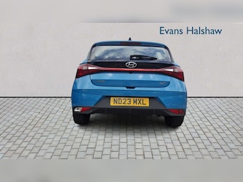 Used Hyundai i20 2023 for sale - 79002316: Photo